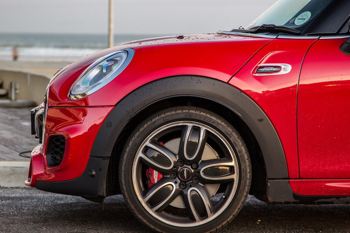 Mini John Cooper Works Hatch (2016) Review Cars.co.za